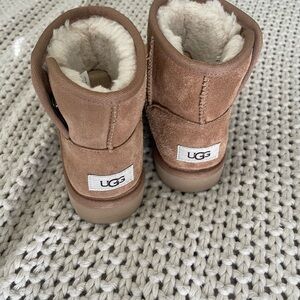 UGG Kid’s Classic Mini Suede Boots